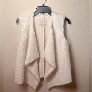 🤩HOST PICK🤩 - Sleeveless Faux Fur Open Vest